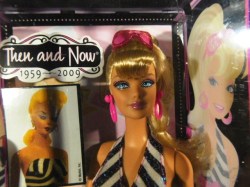 barbie bathing suit box_03